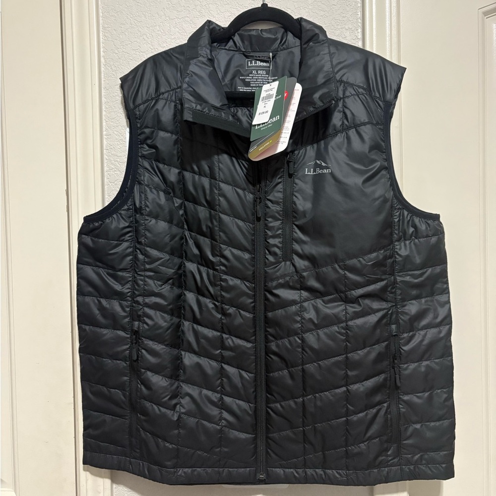 L.L. Bean Men's Black Puffer Vest